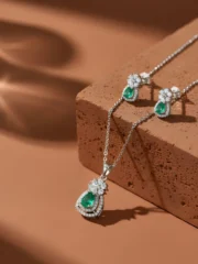 Emerald Diamond Pendant Set