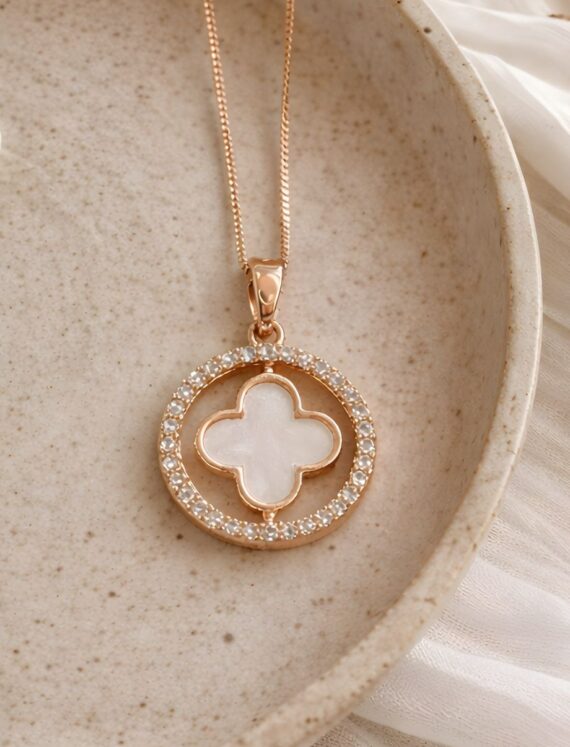 Golden Clover Halo Necklace