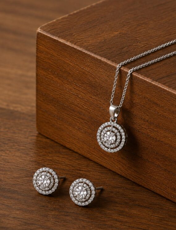 Stellar Circle Diamond Set